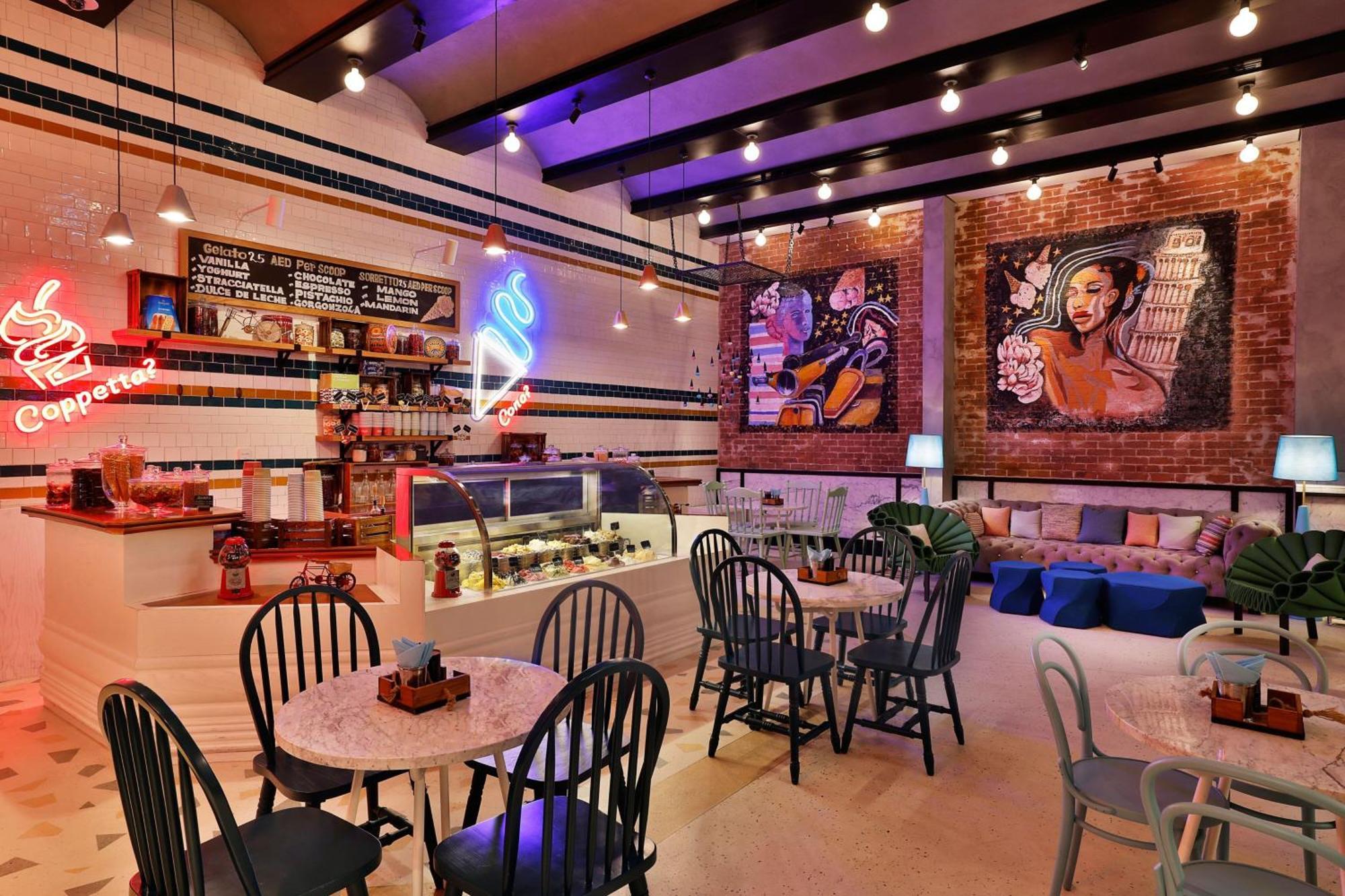 Marriott Resort Palm Jumeirah, Dubai Exterior photo Interior of a typical café