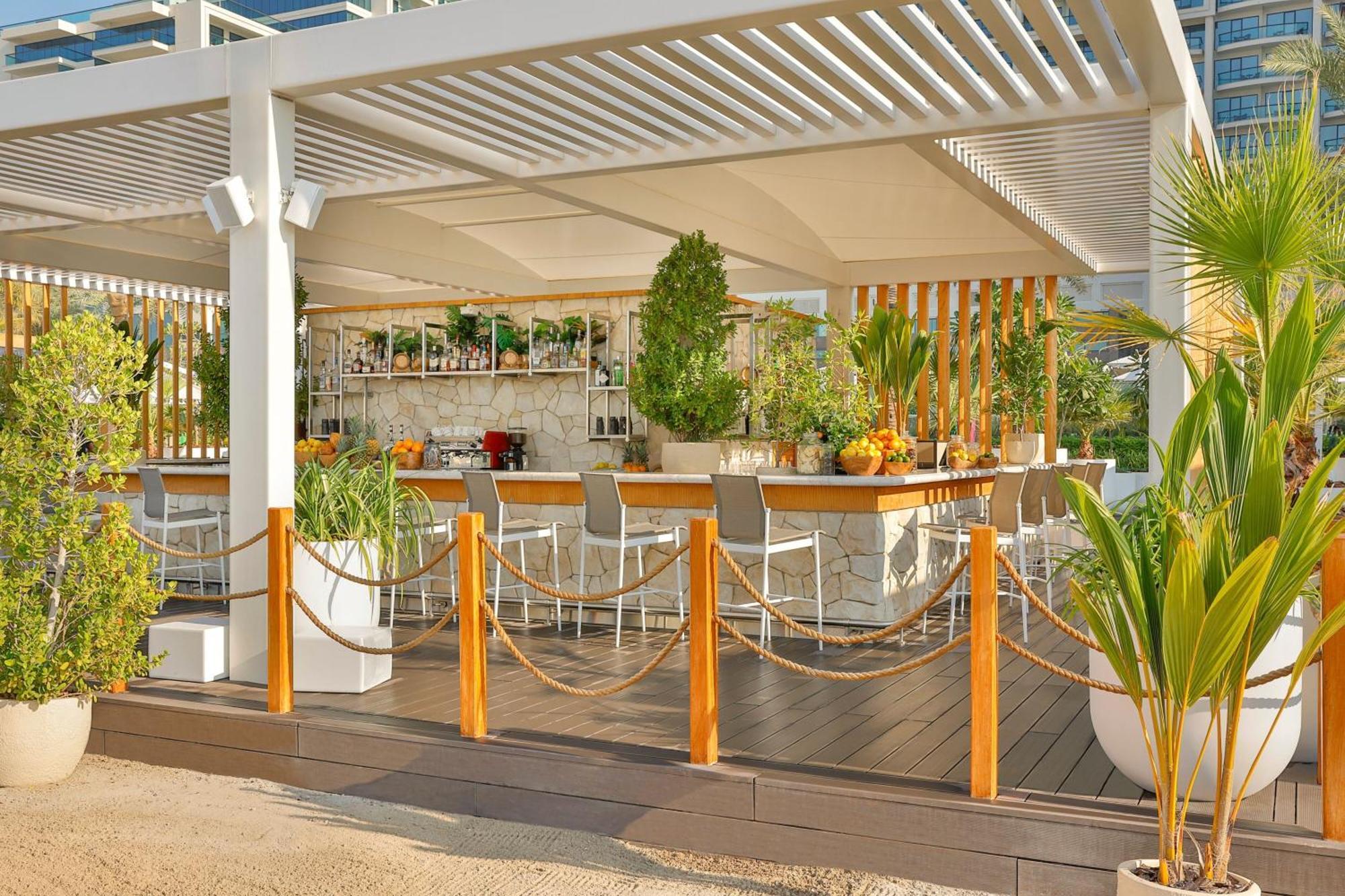 Marriott Resort Palm Jumeirah, Dubai Exterior photo The Beach Club