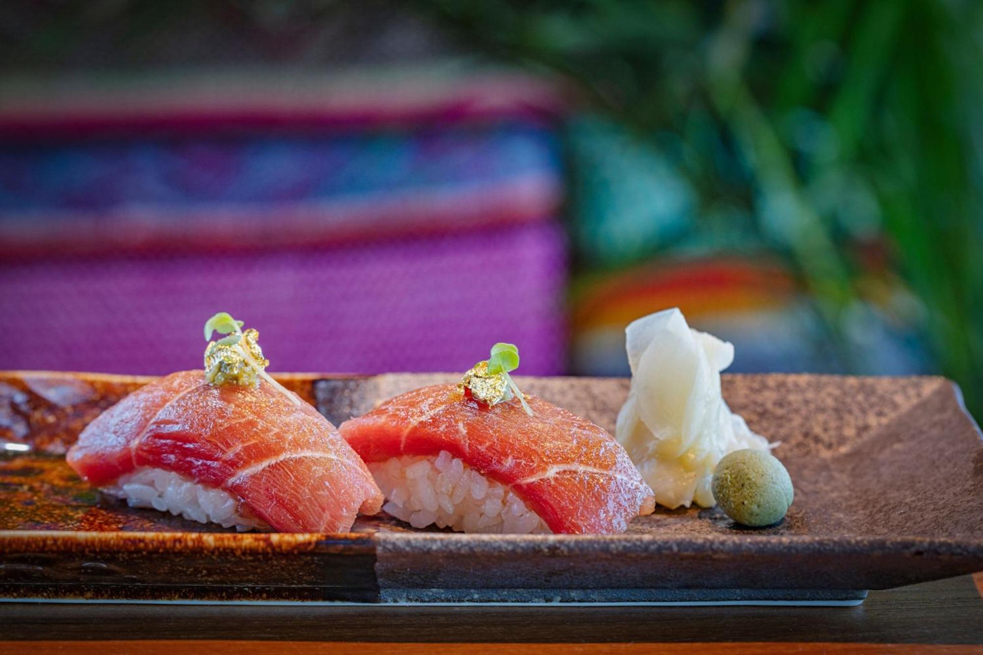 Marriott Resort Palm Jumeirah, Dubai Exterior photo Sushi