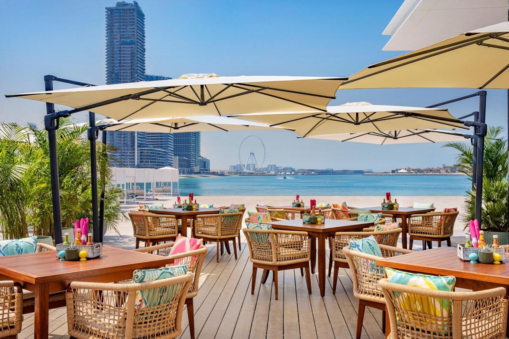 Marriott Resort Palm Jumeirah, Dubai Exterior photo Beach at Jumeirah Beach Hotel
