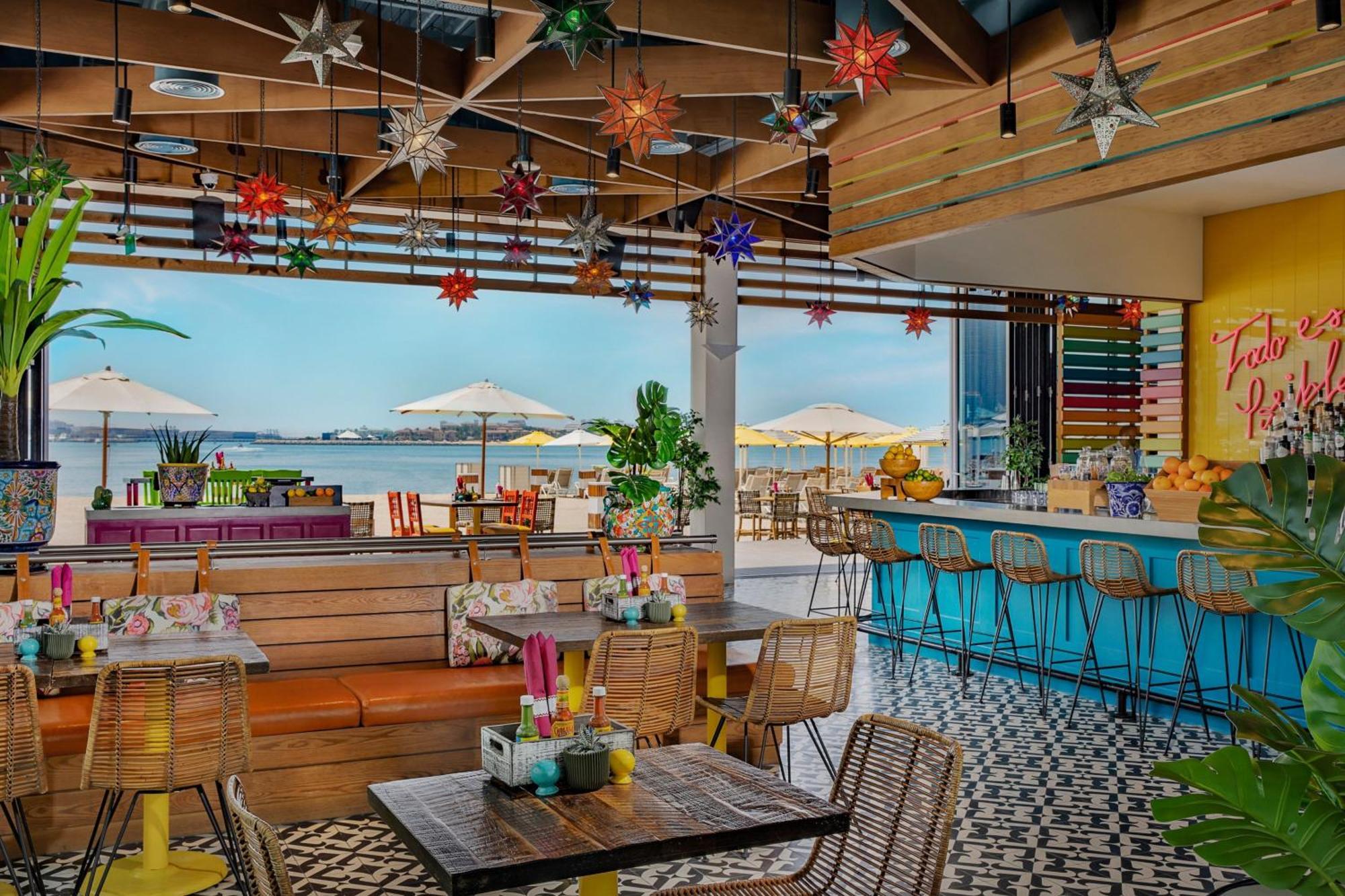 Marriott Resort Palm Jumeirah, Dubai Exterior photo The rooftop bar at the Hotel Indigo San Diego
