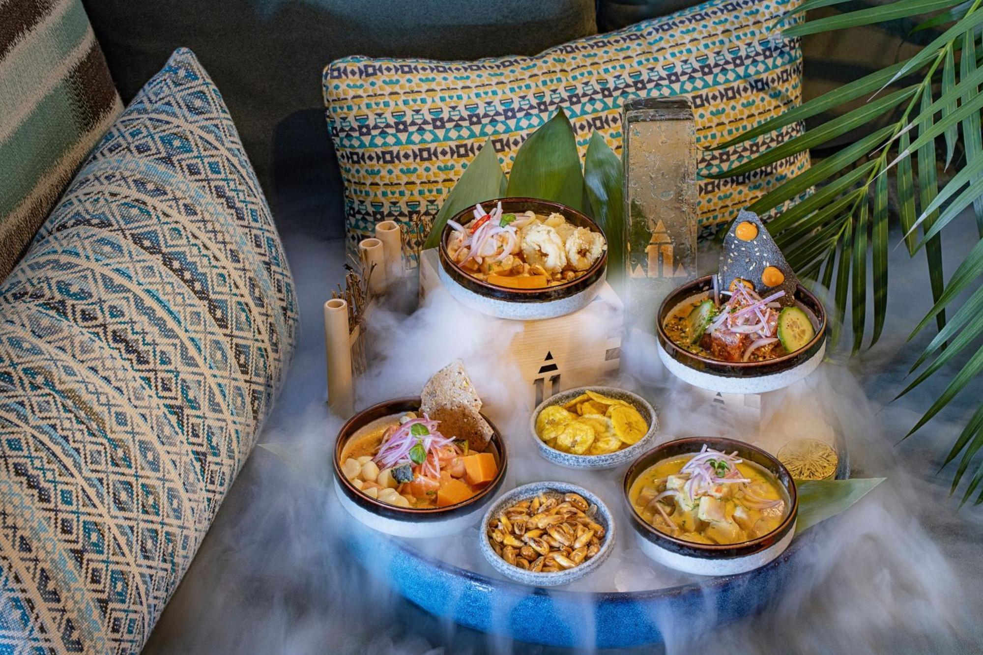 Marriott Resort Palm Jumeirah, Dubai Exterior photo Ceviche at the restaurant